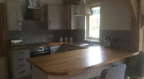 Oak Lodge - Image 3