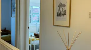 KH-Entire House -Central Scotland, Self-Check-in , Pet-friendly and with Parking - Image 4