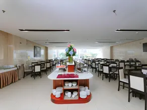 Bantique Hotel - Image 5
