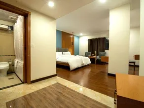 Hotel One Tower Gulberg - Image 4