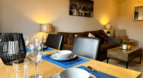 Cityview Retreat - 2-Bed Apartment - Free Parking - Image 3