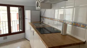 Apartamento duplex en el centro de Huesca - Image 5