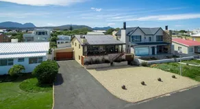 Mafari Beach House - Image 5