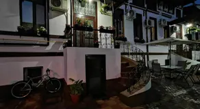 Joe Hostel - Image 2