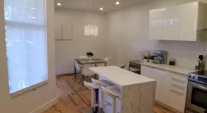 3 bedroom near Olympic Stadium - Image 3