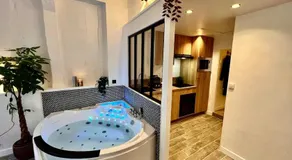 Le Spa Corneille - Jacuzzi, Sauna & Parking par Rouen Atypique - Image 3