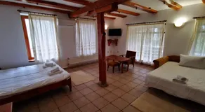 Hotel Pri Chakara - Image 2