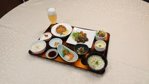 Yuyado Kuttari Onsen Lake Inn - Image 5