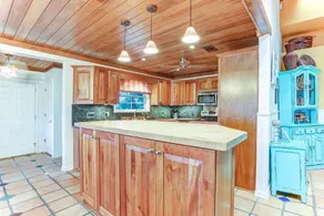 Ocean Ave Seaside Cottage - Image 5