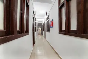 SPOT ON Hotel Aina - Image 4