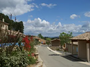 Villa in Joyeuse for 6 people with 3 rooms Ref. 645390 - Image 4