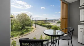 Ozone 2 Bed Condominium in Splendid Laguna Area - Image 4