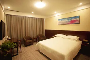 Hyatt Holiday Inn (Bus Station Branch) - Image 2
