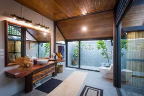 Cattani's Riverside Home - Image 2