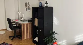 A cute room with 1,5 bed in shared flat - Image 2