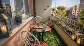 RomAntic Dreams Guest House - Image 4
