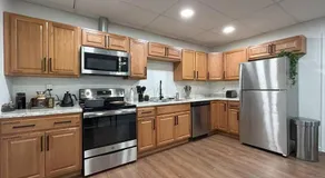 Birch Suite: 2 Bedroom, King Bed, Pour Over Coffee - Image 3