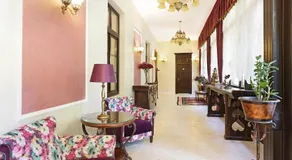 Hotel Regal 1880 - Boutique Hotel in Parcul Central Sinaia - Image 5