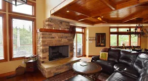 Blue Mountain-Luxurious BlueSki George Chalet, Hot Tub, Pool, Gas Fireplace - Image 4