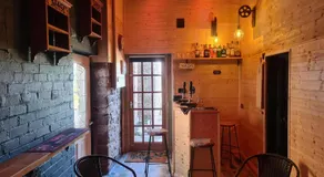 Upper Eyton Farmhouse B&B - Image 2