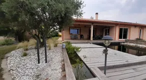 Studio T1 paisible dans villa avec bassin naturel - Image 3