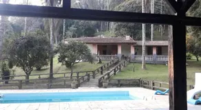Casa de campo agradável com piscina, parquinho, lago, riacho, quadra, sinuca e mais! - Image 4