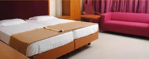 Hotel Isha - Image 2