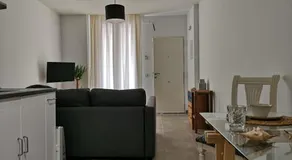 Inside 2 Loft - Image 2