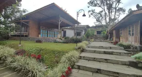 Oemah Tahu Banjarnegara Resto and Resort Mitra RedDoorz - Image 2