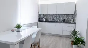Dolce Notte Apartments - Image 4