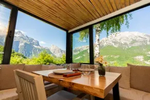 Vidis Chalet Boutique Hotel - Image 4
