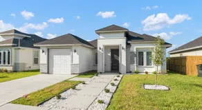 Spacious Modern 3 Bd 2Ba House with Garage and Parking - Image 5