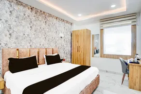 Super Collection O Ram Mandir Ayodhya Formerly Hotel Aarambh - Image 2