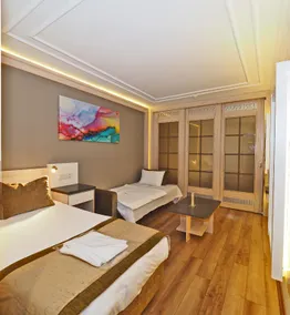 Hotel Bulvar Palas - Image 2