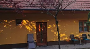Váralja Vendégház Tata - Image 4