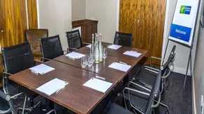 Holiday Inn Express Liverpool Hoylake - Image 4