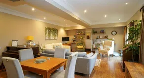 Cadshaw Country Views - Image 2