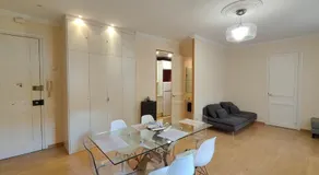Elegant apartment Rambla Badal - Image 4