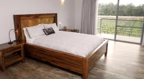 Lot113 Vineyard Accommodation - Image 2