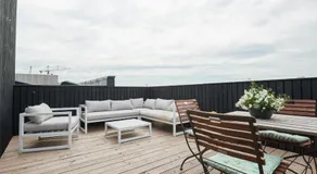 Lake View Apartment Amsterdam - Image 2