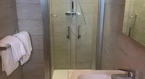 Hotel Les Calanques - Image 2