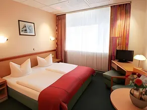 Self-Check-In Hotel Constantin - ohne TV - ohne Ventilator - ohne Parken - Image 2