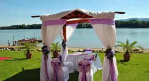 Camelot Club Hotel - Image 4
