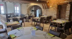Logis Hôtel La Fleur de Lys - Image 4