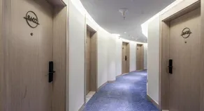 Xinhuating Business Hotel - Image 5