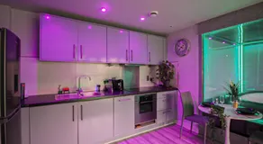Unique Penthouse with Jacuzzi & Garden - Image 5
