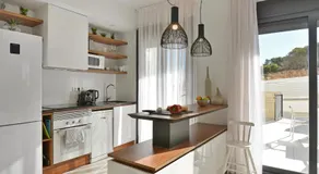 Beachfront Luxury Apartments by NRAS - Image 2