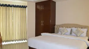 Exotica Sampan - Image 5