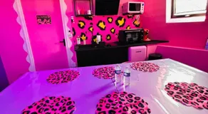 Panthere Rose Jacuzzi, Billard et Ecran Cinéma - Image 5