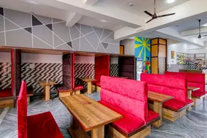 Hotel O Table And Talk - Image 3